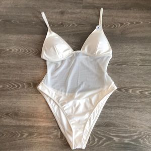 Sexy bodysuit/swimsuit